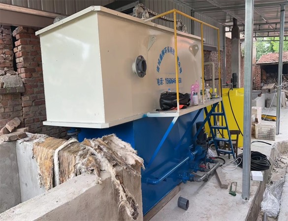 清洗羊蹄污水處理設備安裝現(xiàn)場